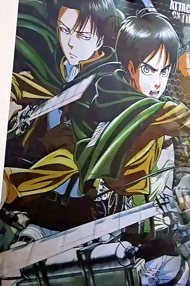 Poster flip de Attack on Titan: Levi, Eren y escuadrón