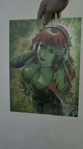 Hiedra Venenosa y Harley Quinn en movimiento